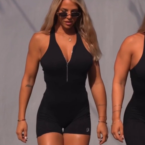 Bombshell Sportswear Bodysuit - Picture 9 of 9